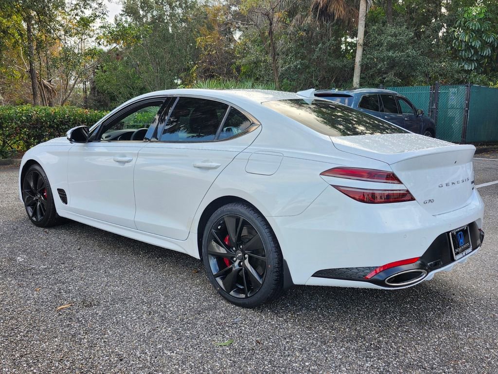 Used 2023 Genesis G70 3.3T w/ Sport Prestige Package image 5
