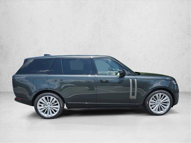 New 2025 Land Rover Range Rover Long Wheelbase SE image 4