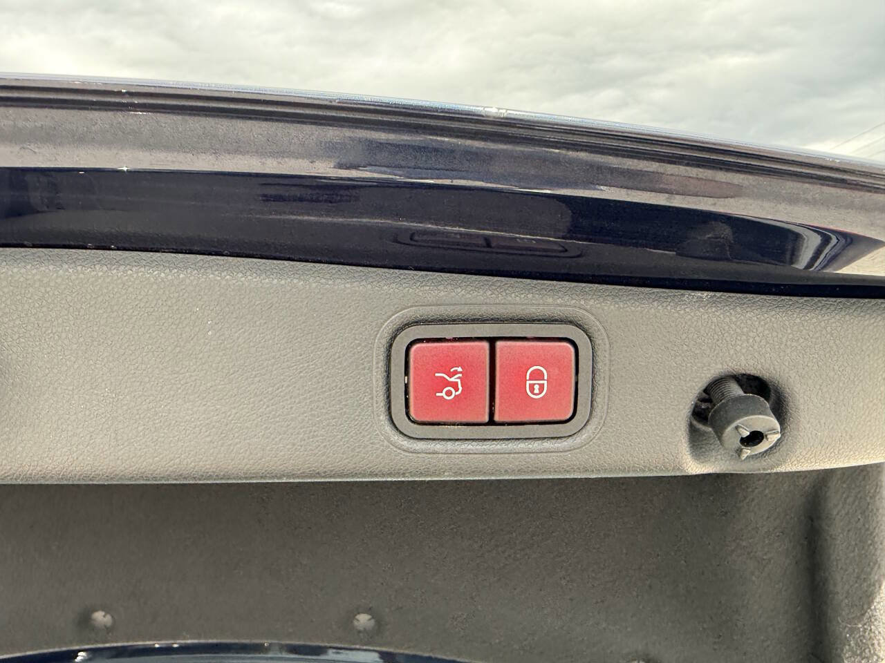 Used 2019 Mercedes-Benz E 450 4MATIC Sedan image 26