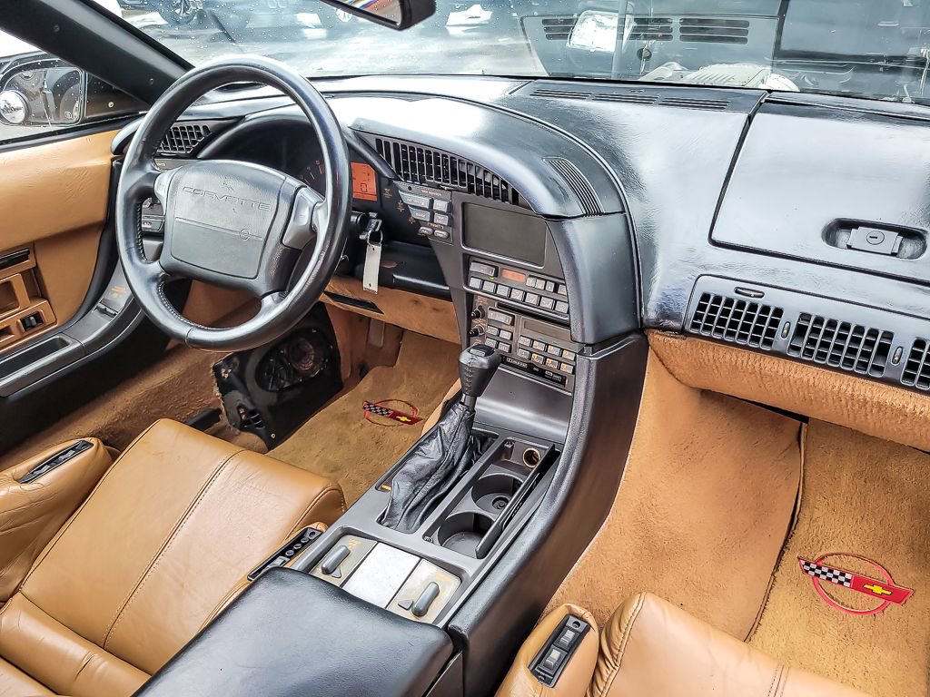 Used 1990 Chevrolet Corvette Convertible image 13