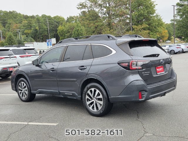 Used 2021 Subaru Outback Premium AWD/4WD image 3