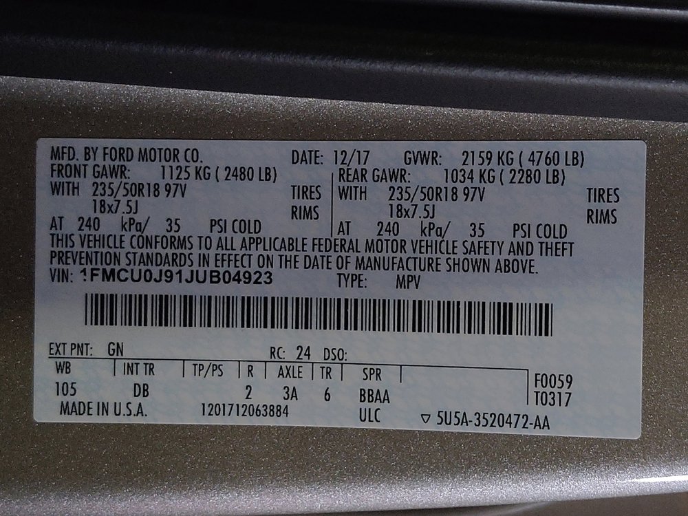 Used 2018 Ford Escape Titanium w/ Ford Safe & Smart Package FWD image 33