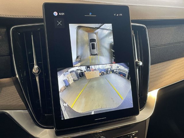 New 2026 Volvo XC90 B6 Plus w/ Protection Package Premier AWD/4WD image 32