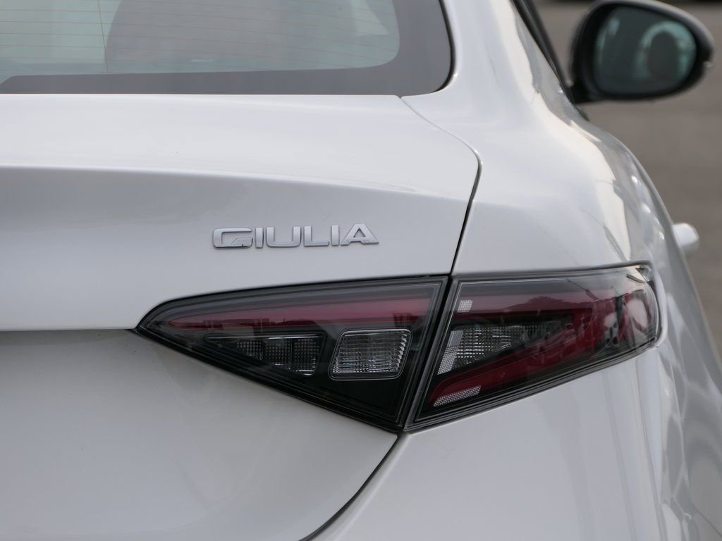 New 2025 Alfa Romeo Giulia AWD image 5