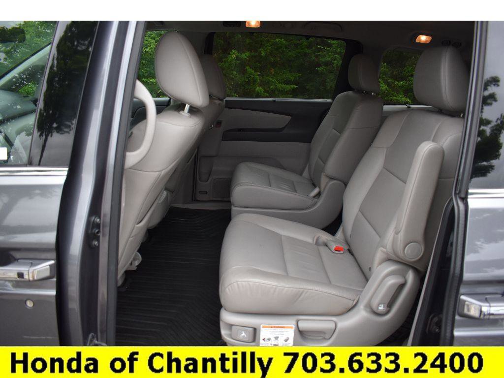 Used 2014 Honda Odyssey Touring image 29