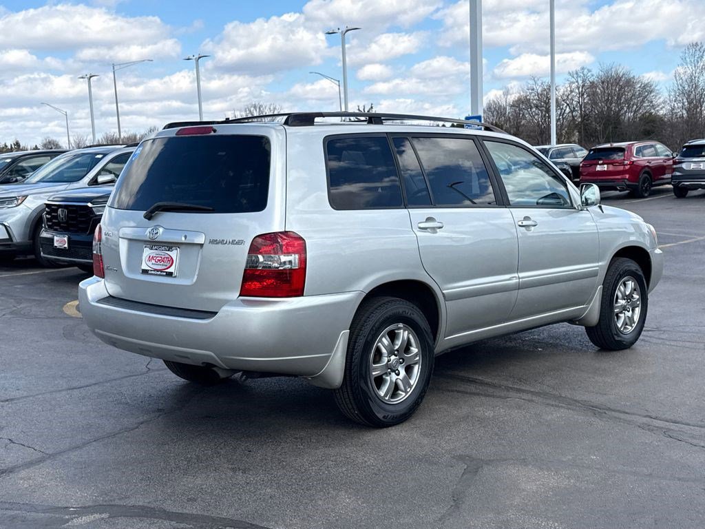 Used 2005 Toyota Highlander V6 image 11