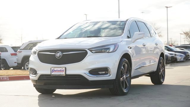 Used 2021 Buick Enclave Essence w/ Sport Touring Edition image 3