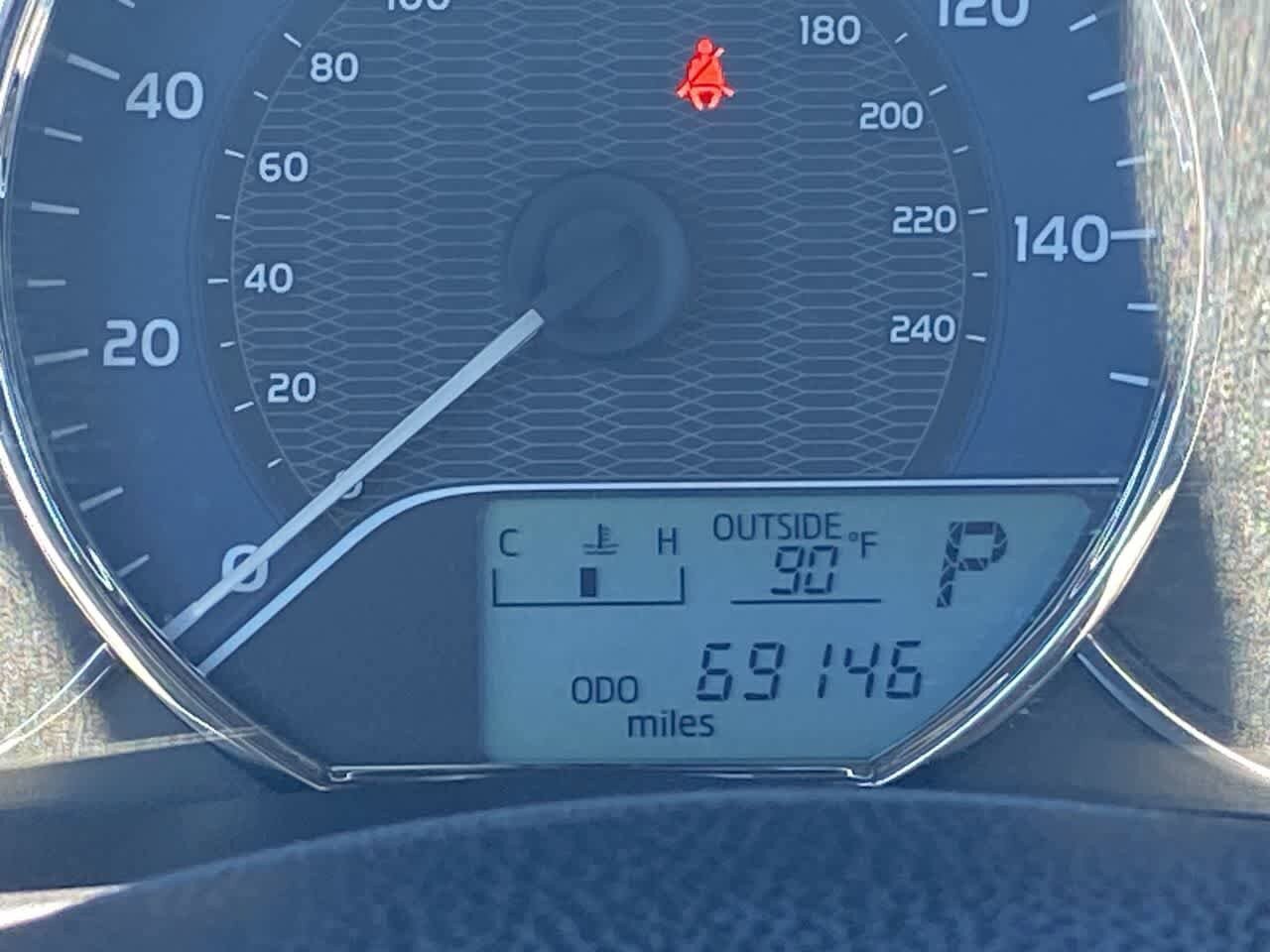 Used 2015 Toyota Corolla LE FWD image 15