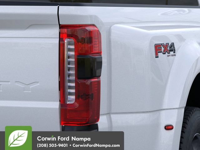 New 2026 Ford F450 Lariat w/ Lariat Ultimate Package AWD/4WD image 21