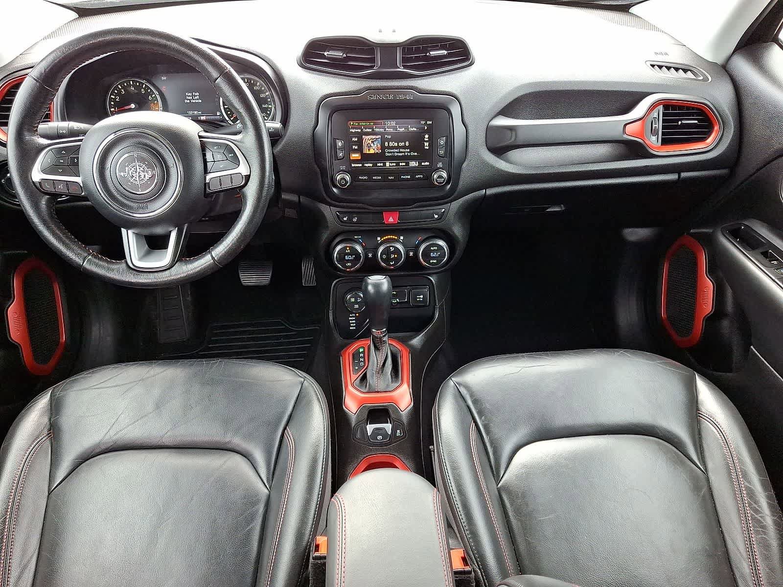 Used 2016 Jeep Renegade Trailhawk w/ Premium Trailhawk Package AWD/4WD image 11