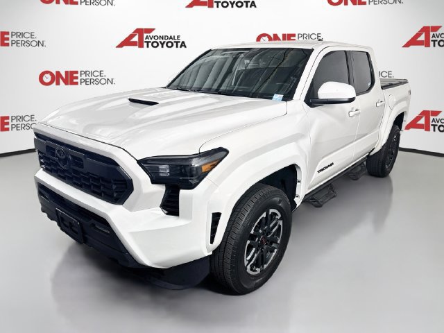 Certified 2026 Toyota Tacoma TRD Sport AWD/4WD image 4