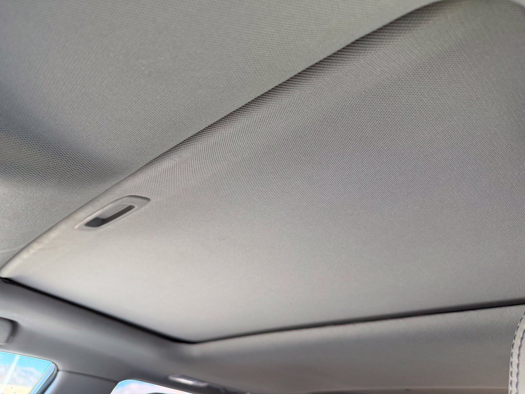Used 2019 Toyota Highlander Limited AWD/4WD image 18