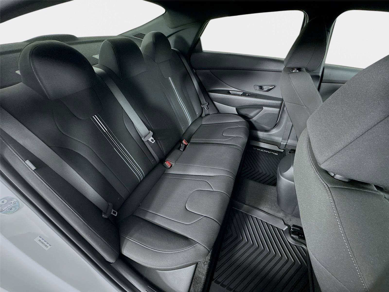 New 2026 Hyundai Elantra Sport FWD image 24