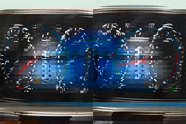 Used 2023 Mercedes-Benz GLE 350 4MATIC w/ AMG Line Exterior image 17