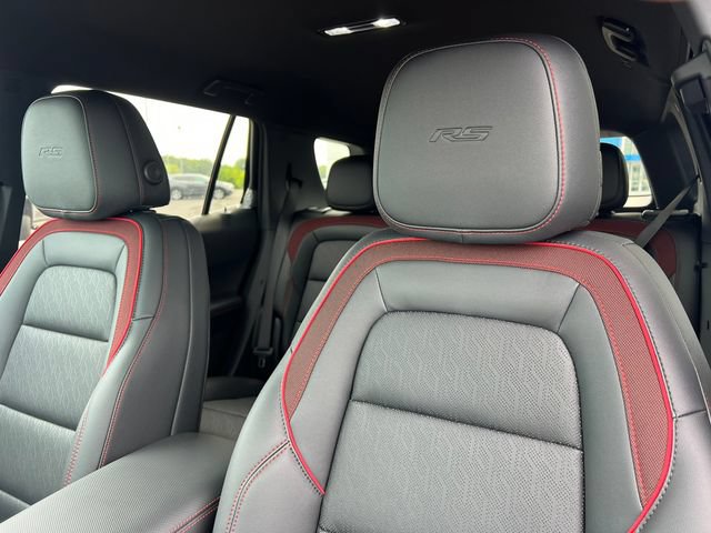New 2027 Chevrolet Equinox RS w/ Safety and Technology Package AWD/4WD image 11