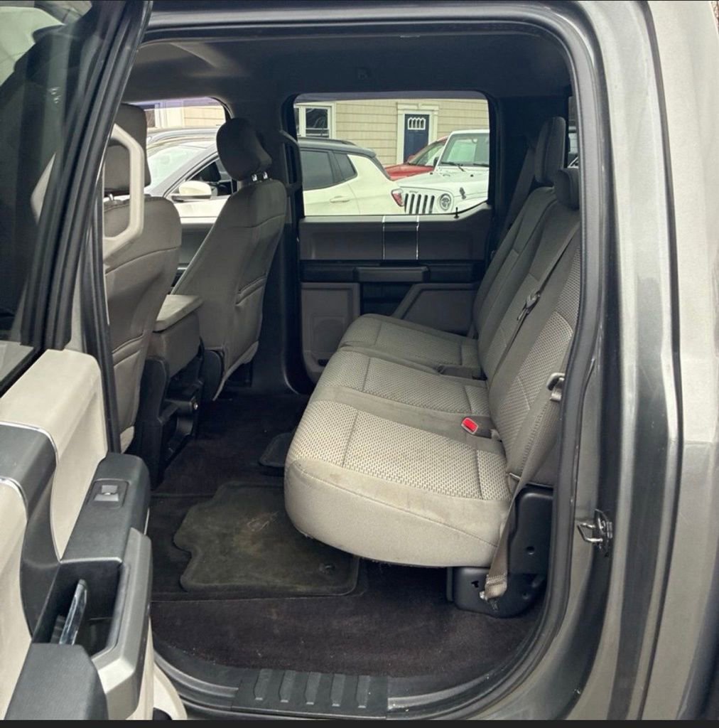 Used 2016 Ford F150 XLT w/ Equipment Group 302A Luxury image 14