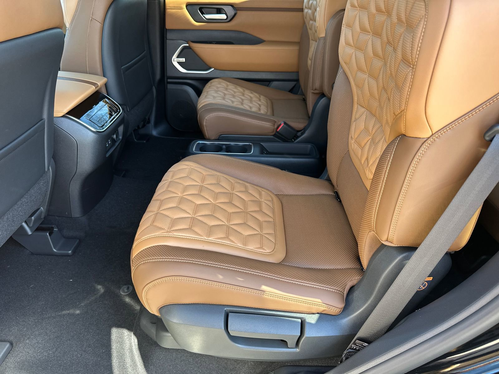 New 2026 Nissan Armada Platinum Reserve image 23