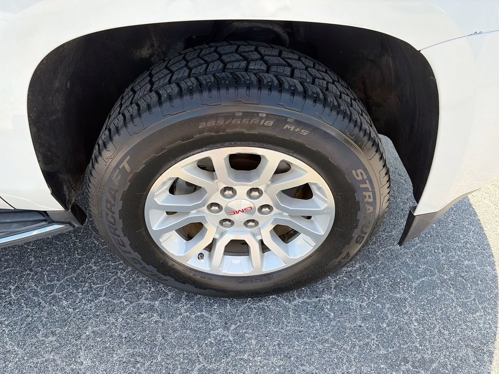 Used 2018 GMC Yukon SLT AWD/4WD image 40
