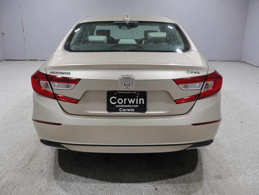 Used 2018 Honda Accord EX image 3