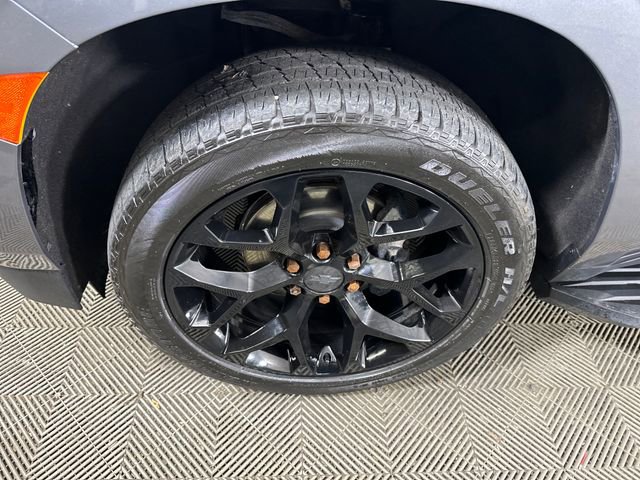 Used 2022 Chevrolet Tahoe LT w/ Luxury Package image 10