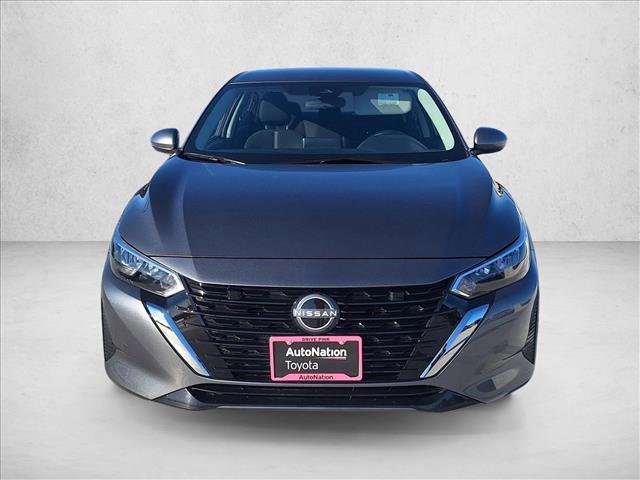 Used 2025 Nissan Sentra SV image 2