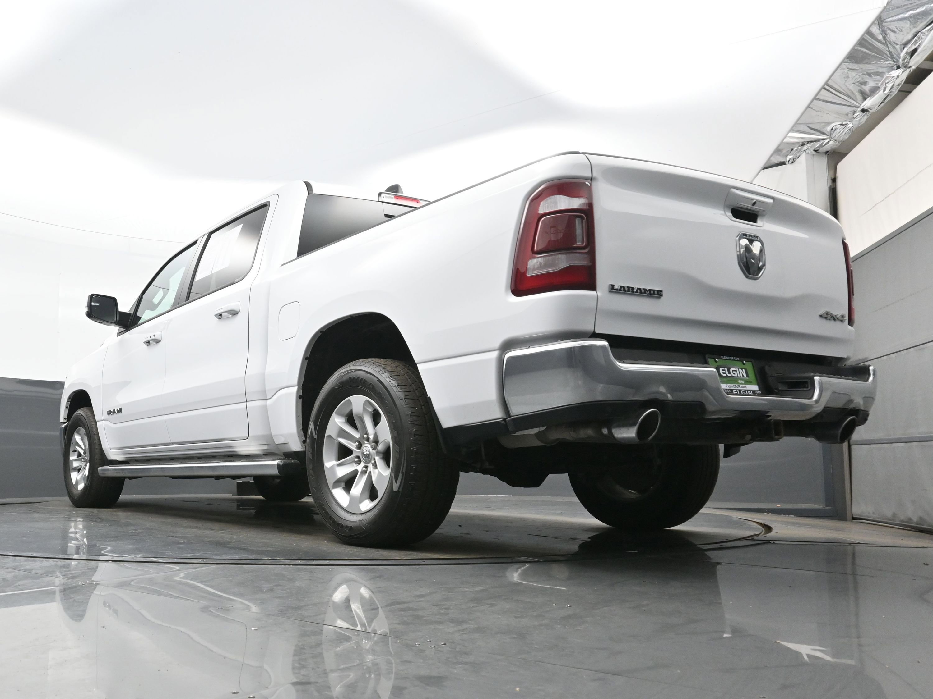 Used 2023 RAM 1500 Laramie AWD/4WD image 28