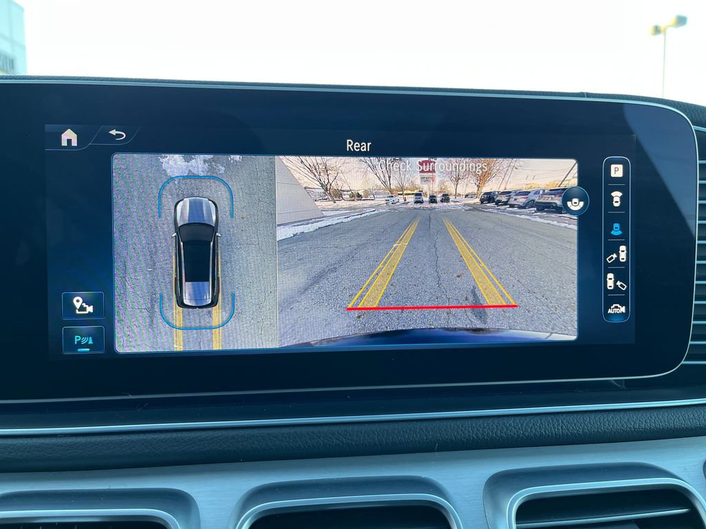 Used 2024 Mercedes-Benz GLS 450 4MATIC image 21