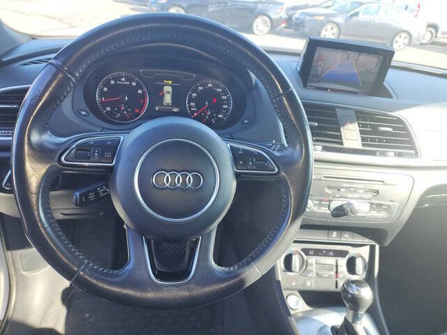 Used 2017 Audi Q3 2.0T Prestige AWD/4WD image 12
