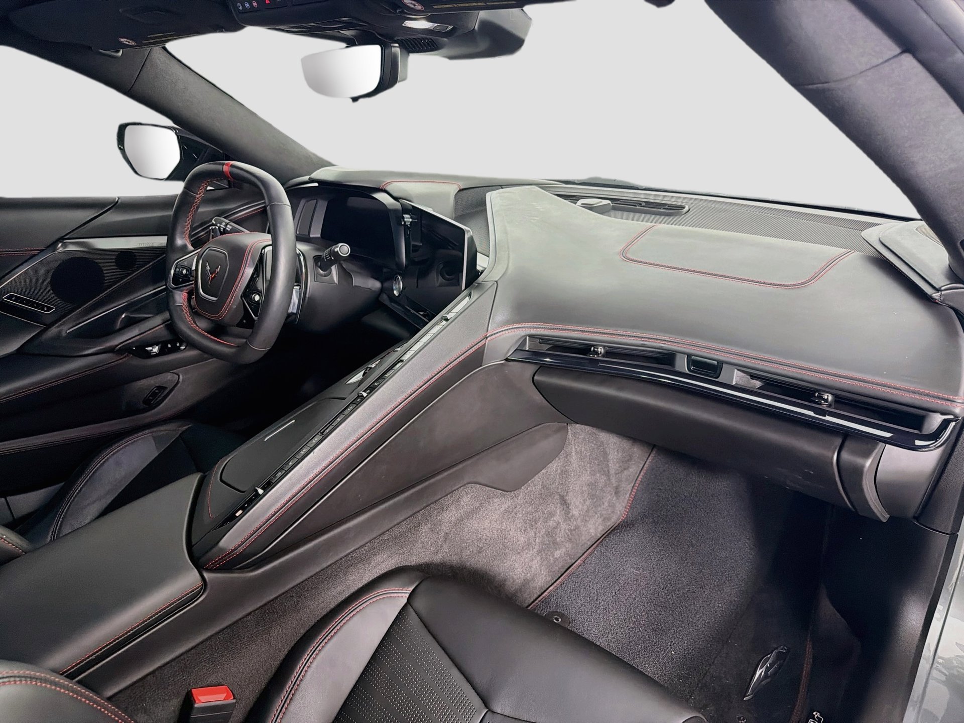 Used 2024 Chevrolet Corvette Stingray Premium Cpe w/ Body-Color Dual Roof Package RWD image 14