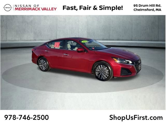 Used 2023 Nissan Altima 2.5 SV w/ SV Premium Package