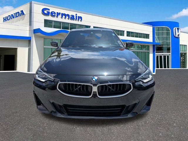 Used 2025 BMW 230i Coupe w/ Convenience Package RWD image 9