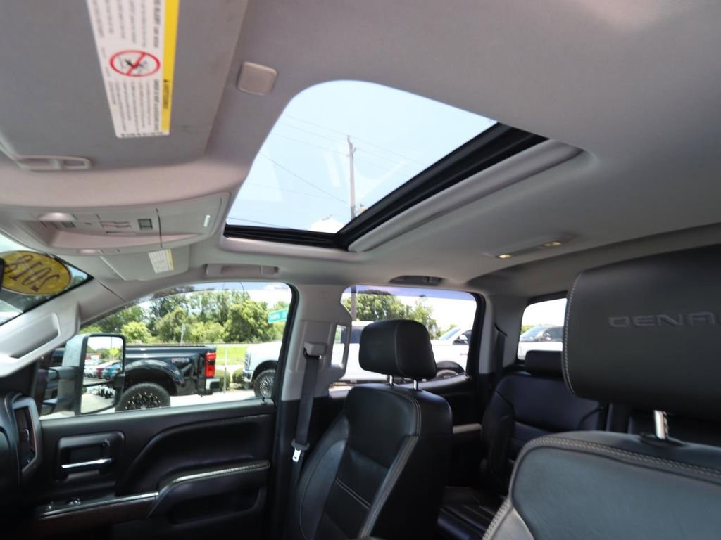 Used 2018 GMC Sierra 3500 Denali w/ Duramax Plus Package AWD/4WD image 4