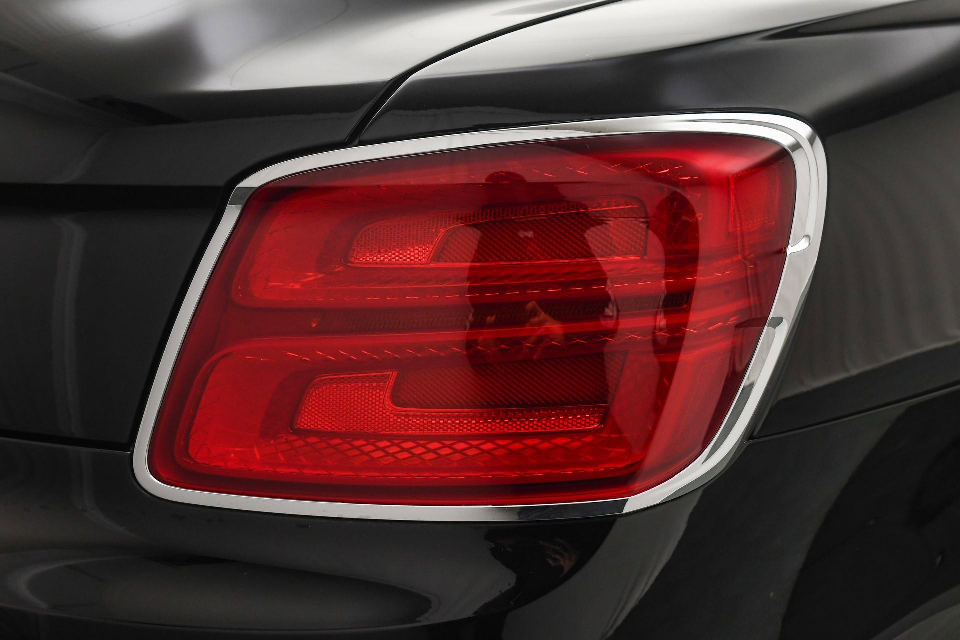 New 2026 Bentley Flying Spur Plug-In Hybrid image 25