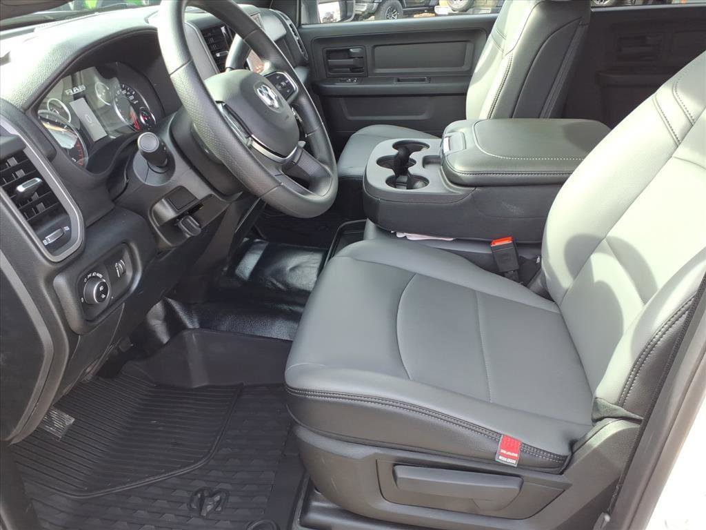 New 2026 RAM 2500 Tradesman w/ Chrome Appearance Group image 3