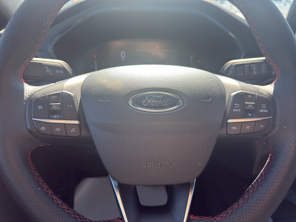 Used 2025 Ford Escape ST-Line Select image 17