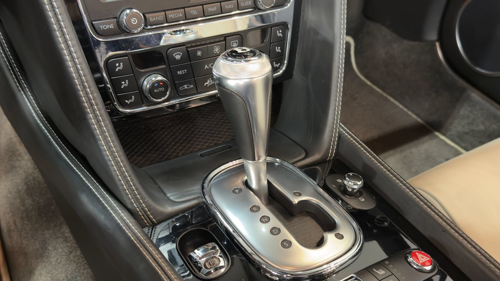 Used 2015 Bentley Continental GT AWD/4WD image 66