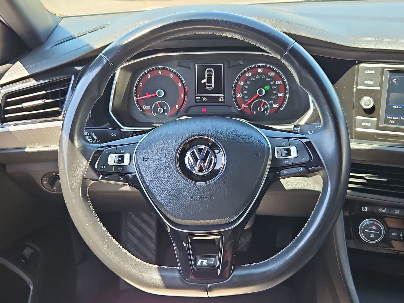 Certified 2020 Volkswagen Jetta R-Line w/ R-Line Cold Weather Package FWD image 23