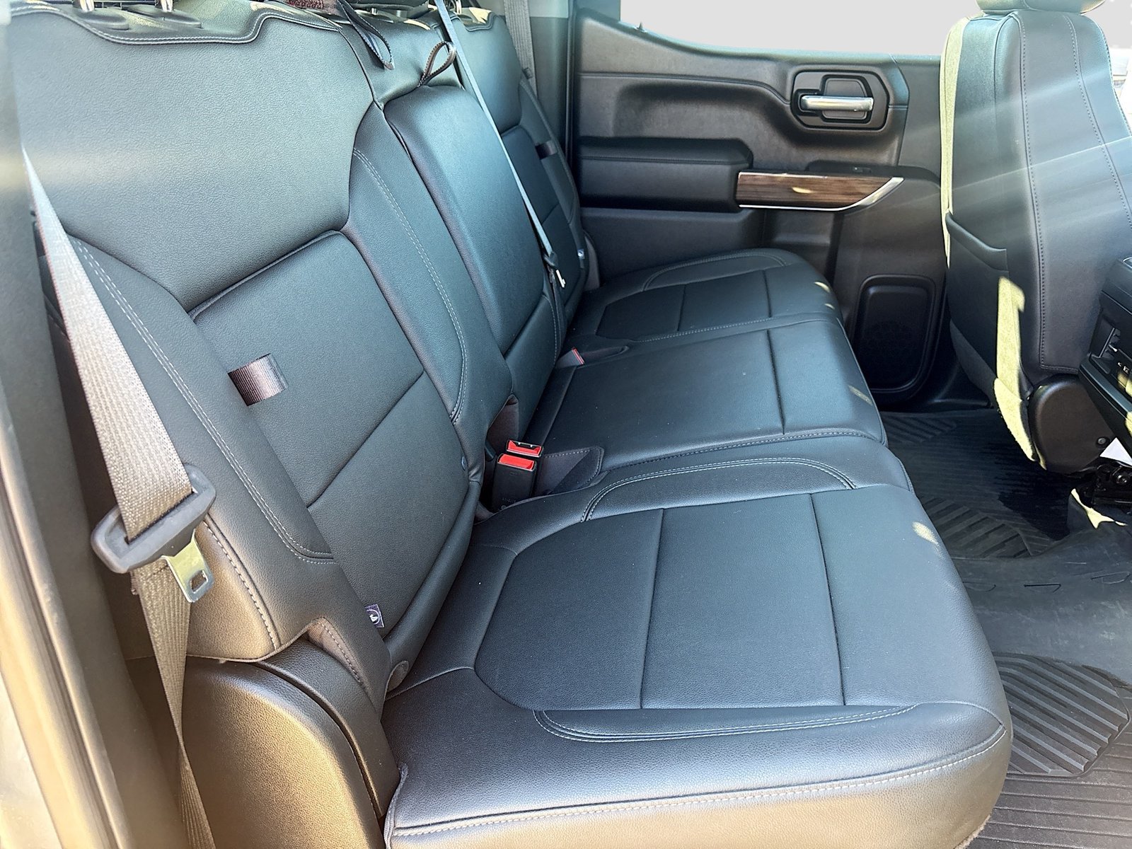 Used 2022 Chevrolet Silverado 1500 LT Trail Boss w/ LT Trail Boss Premium Package AWD/4WD image 27