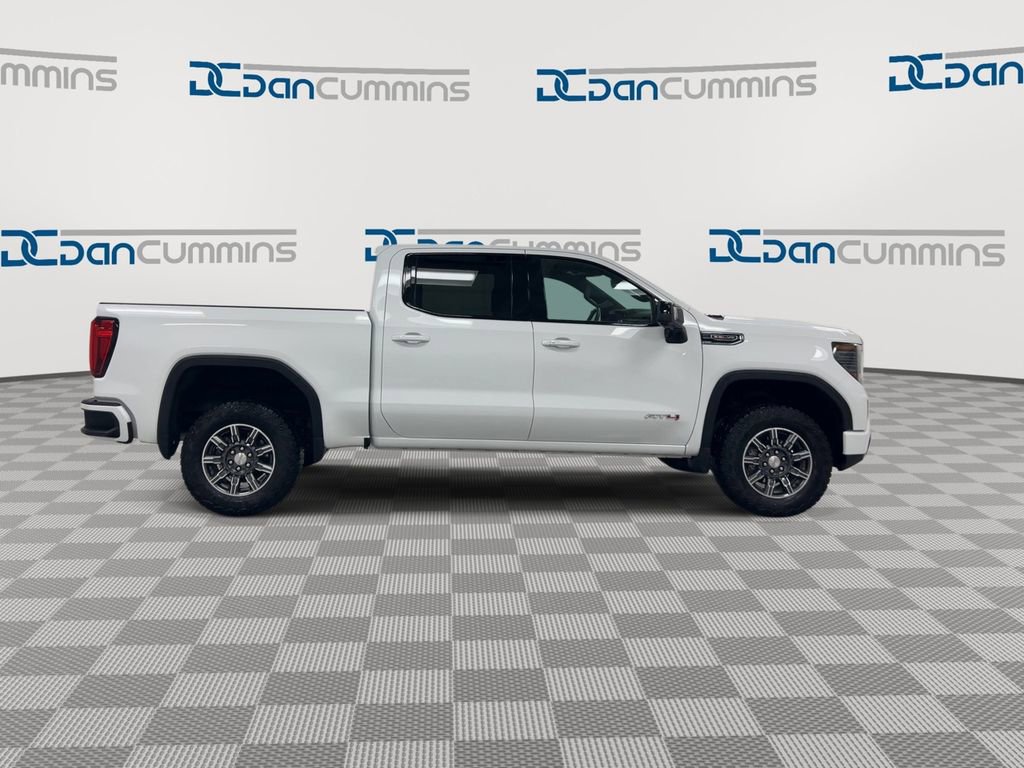 Used 2025 GMC Sierra 1500 AT4 image 9