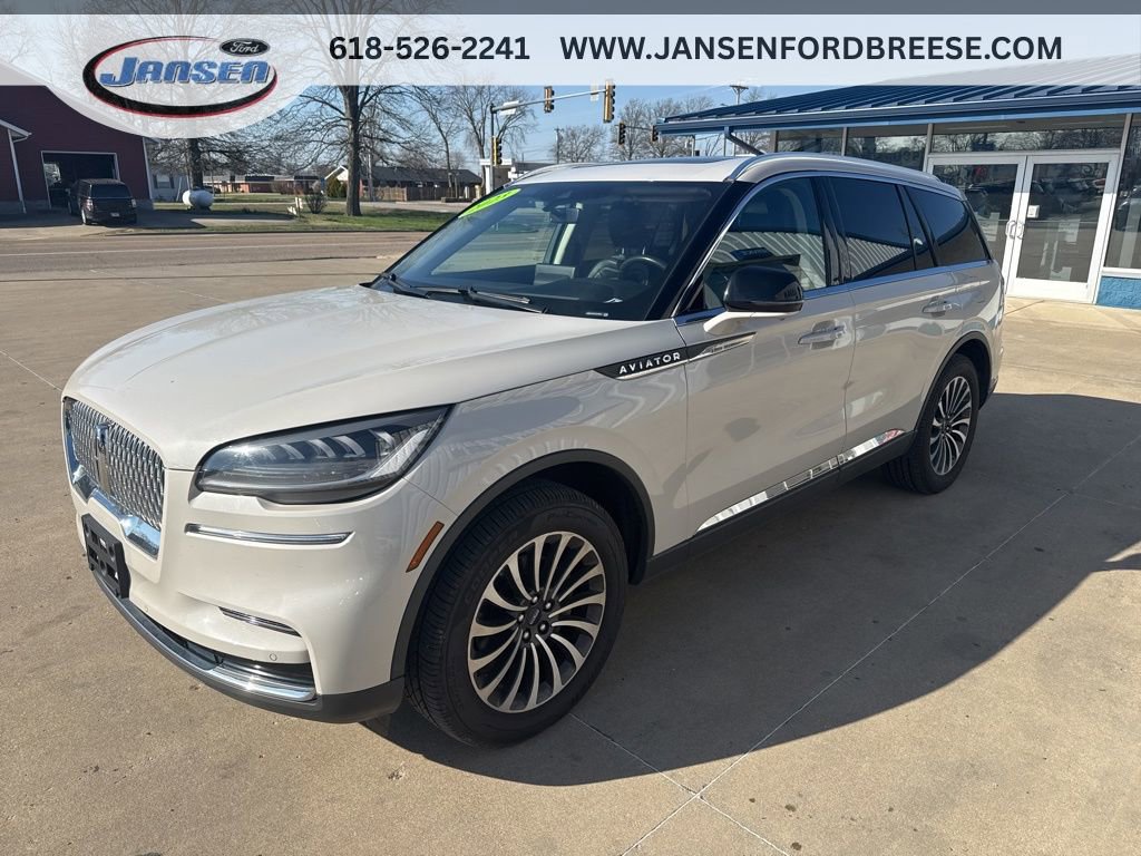 Used 2023 Lincoln Aviator Reserve image 3