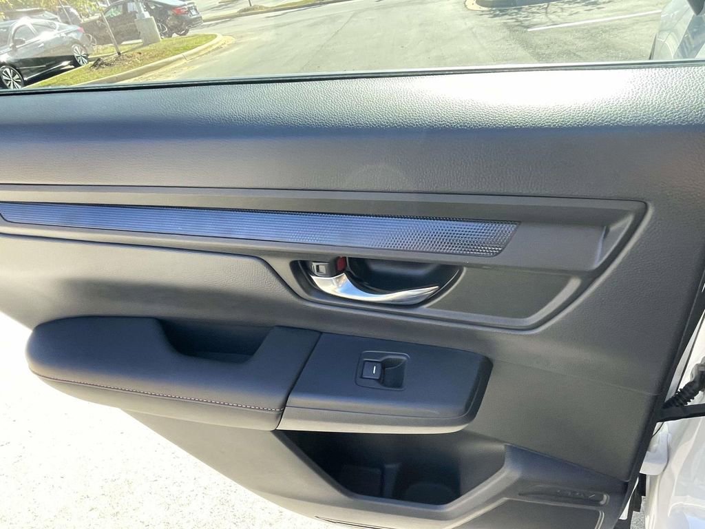 Certified 2025 Honda CR-V Sport image 14