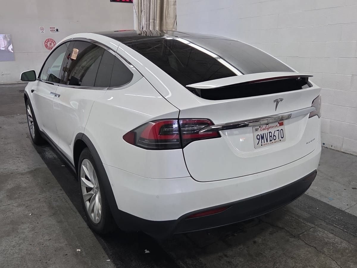 Used 2019 Tesla Model X Long Range AWD/4WD image 6