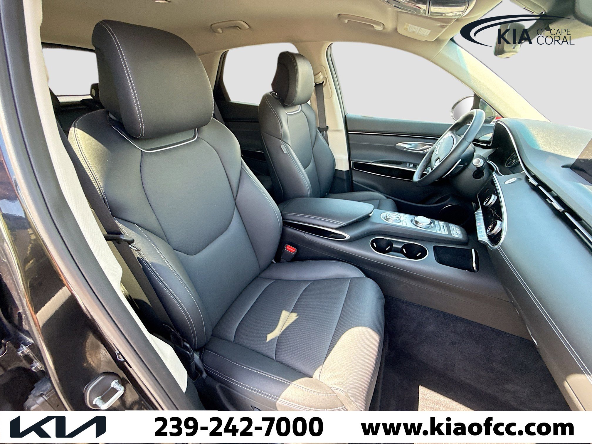 Used 2025 Genesis GV70 2.5T image 15