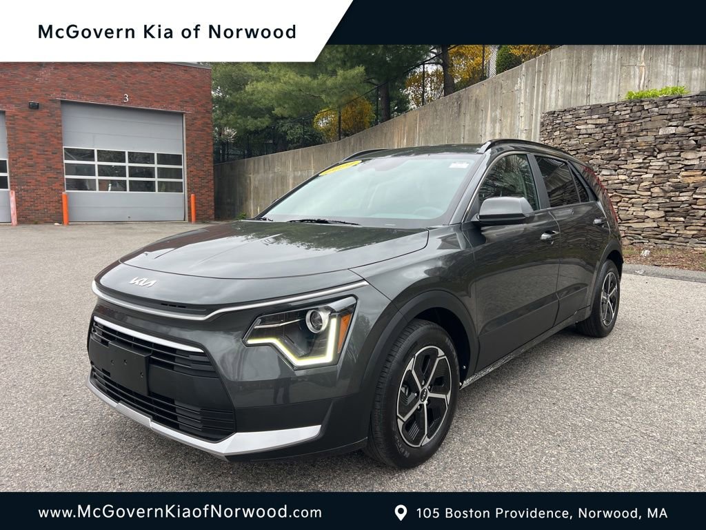 Used 2024 Kia Niro LX
