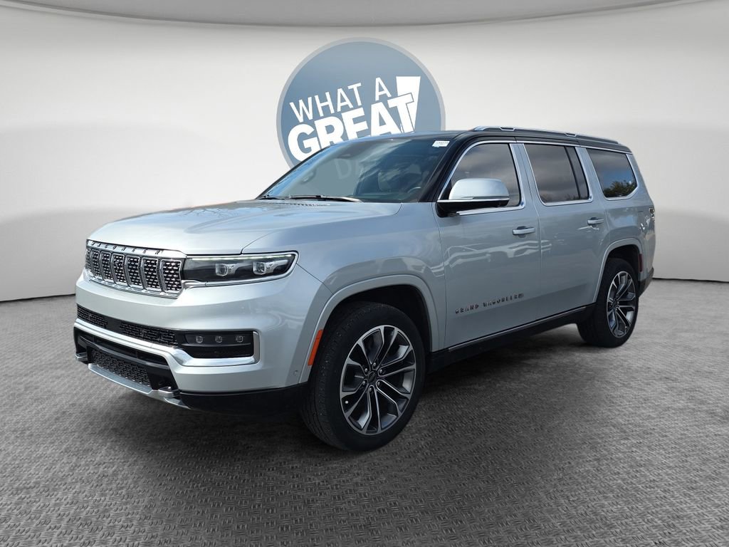 Used 2022 Jeep Grand Wagoneer Series III w/ Rear Seat Video Group 1 image 8