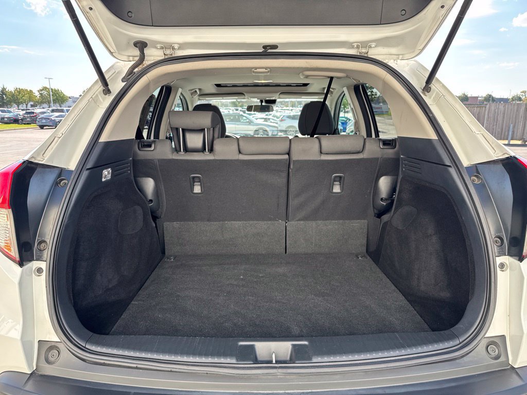 Used 2022 Honda HR-V EX image 36