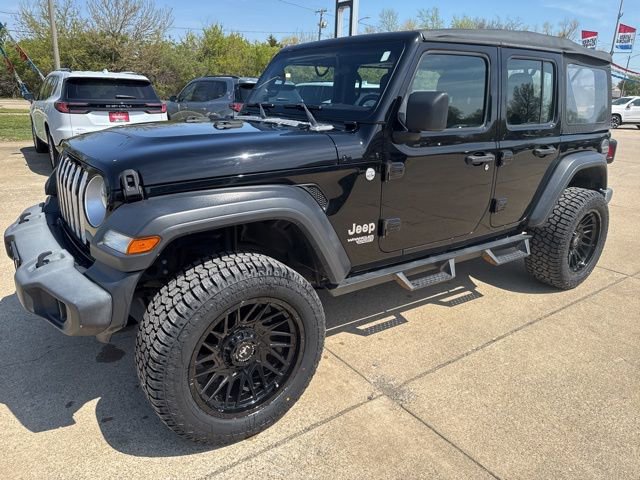 Used 2018 Jeep Wrangler Unlimited Sport image 7