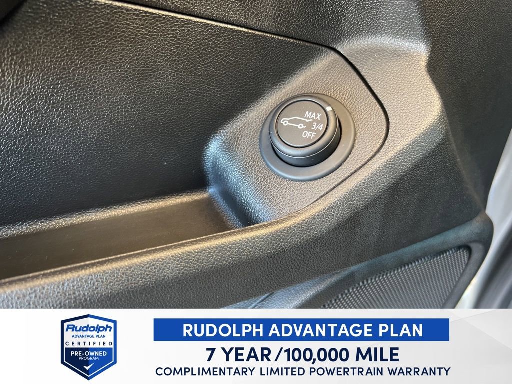 Used 2023 GMC Terrain AT4 image 38