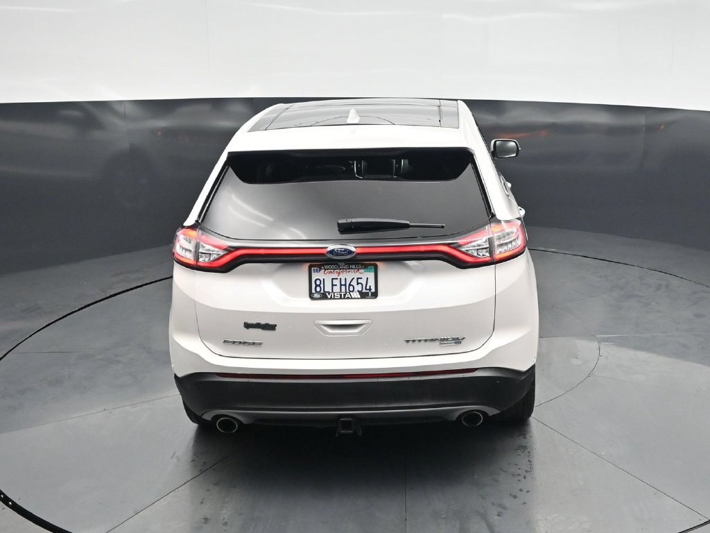 Certified 2018 Ford Edge Titanium w/ Equipment Group 302A AWD/4WD image 44