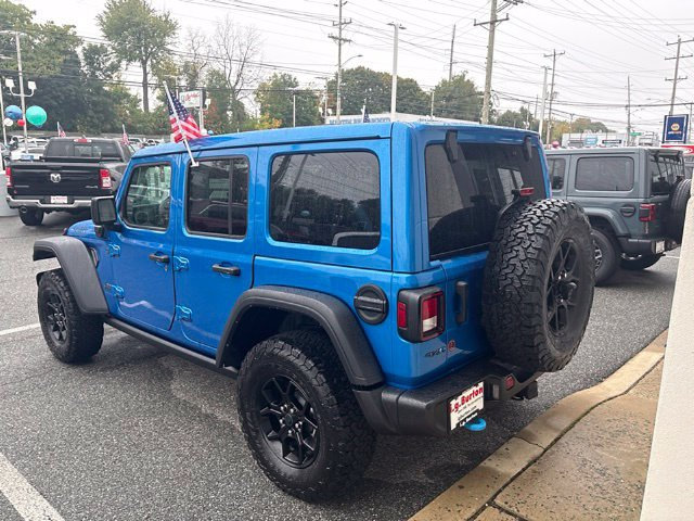 Used 2024 Jeep Wrangler Unlimited AWD/4WD image 27
